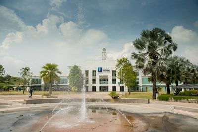 External view of the Trent Building, Malaysia Campus