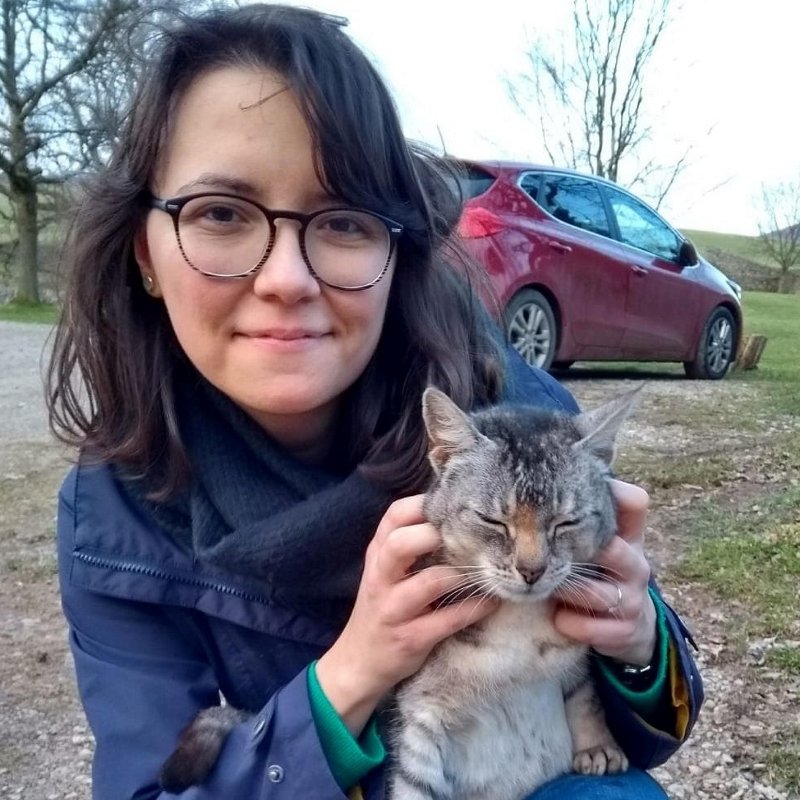 Adina Covaci holding a cat
