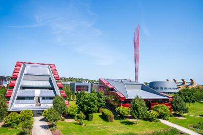 A tour of Jubilee Campus to find out why our students love living and studying on our cutting-edge contemporary campus. With distinctive modern architecture, inspiring spaces to work and relax and a variety of start-up businesses on site, Jubilee Campus is an exciting and innovative place to be
