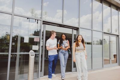 Undergraduate students outside the Medical School, QMC, University Park