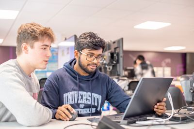 Students working on a group project in our EEE Collaborative Teaching and Project Lab 1, Pope Building BO1